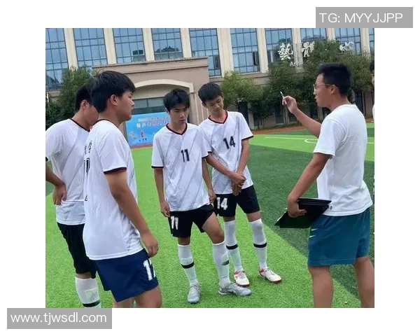 潮州足球明星队员名单揭晓展现青春活力与竞技精神的足球盛宴