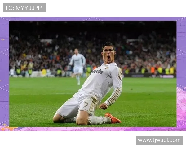 我心目中最喜爱的足球明星及其辉煌成就与传奇故事分享