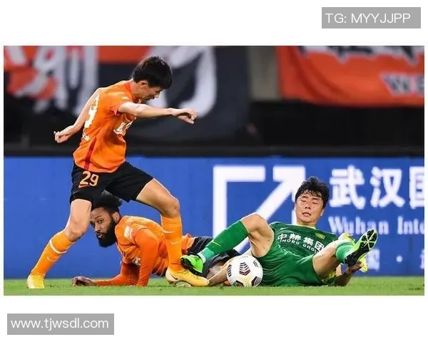 武汉乒乓球队在亚运会中的团队协作表现值得称赞与反思